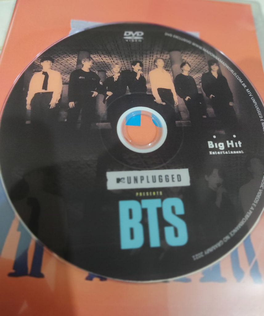 DVD trazendo o especial unplugged da MTV do BTS, além de vários bônus como os videclipes da era e performances de TV. Resolução da tela 16:9, Som 5.1. Tem legendas apenas no show do unplugged. 