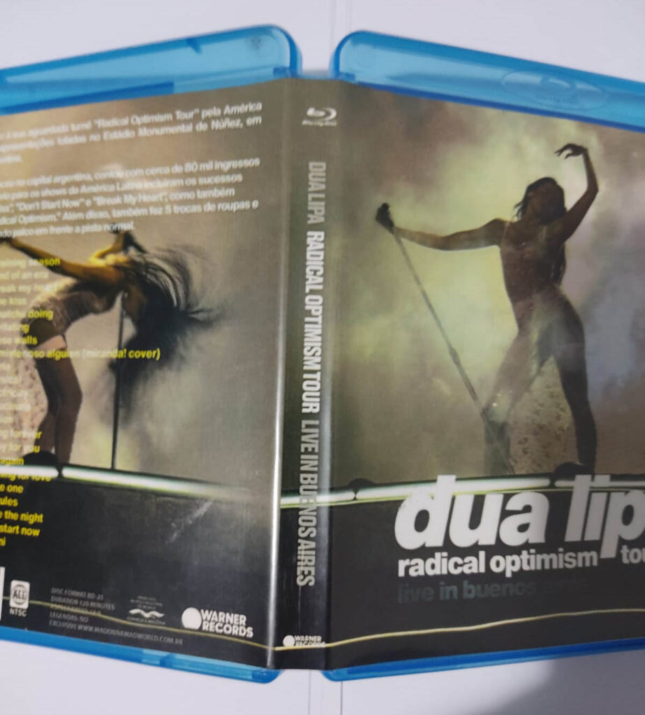 Blu-ray Dua Lipa - Radical Optimism Tour (Live Argentina 2025) 4 BLURAY Bluray Dua Lipa Radical Optimism Tour Live from Argentina 08.11.2025 4