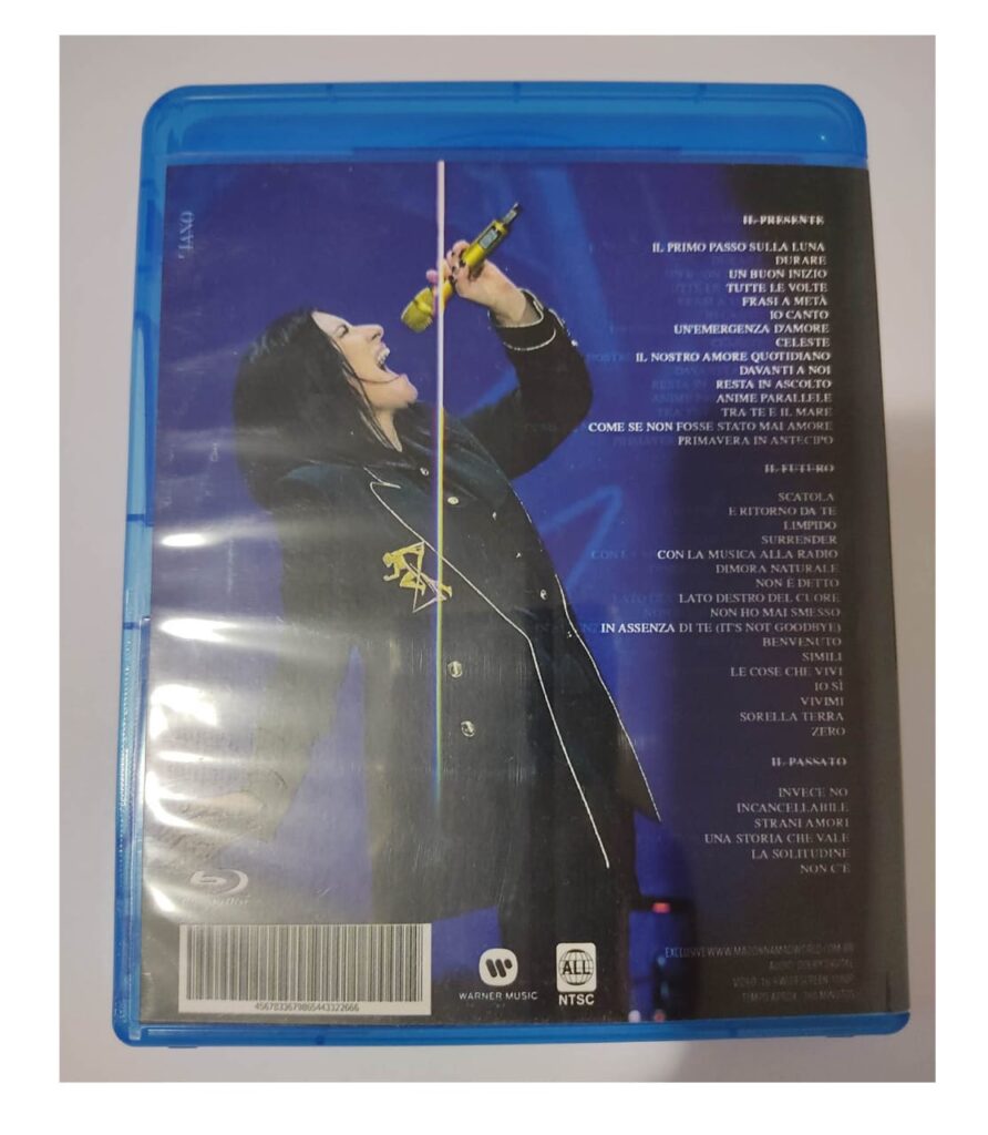 Blu-ray Laura Pausini – 30 World Tour (show italiano) 3 Bluray Laura Pausini 30 World Tour 3